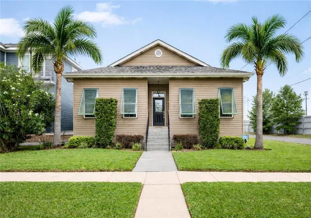 Photo 1 of Single family home for sale at 5805 Argonne Blvd, New Orleans, LA 70124 | MLS# 2566730 | Listing updated on 2026-09-06