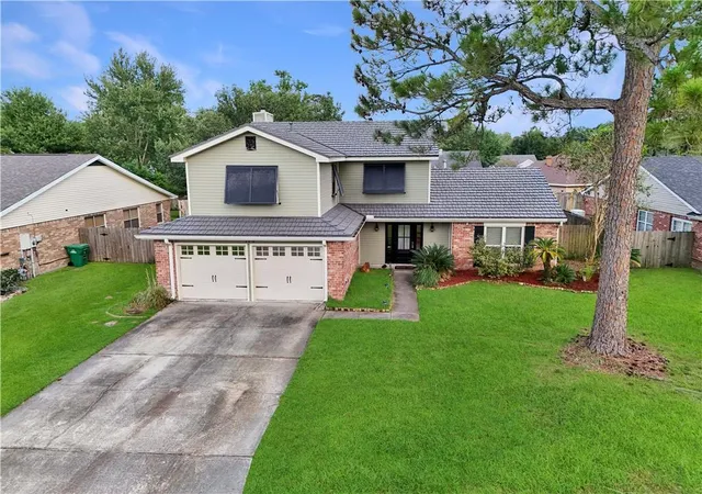 Photo 2 of Single family home for sale at 144 Willow Wood Dr, Slidell, LA 70461 | MLS# 2566636 | Listing updated on 2026-09-26
