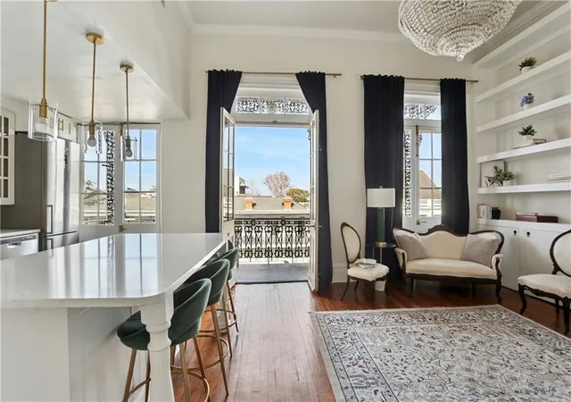 Listing Photo 2 - Condo for sale in building located at 1212 N Rampart St, New Orleans, LA 70116 - Unit #400