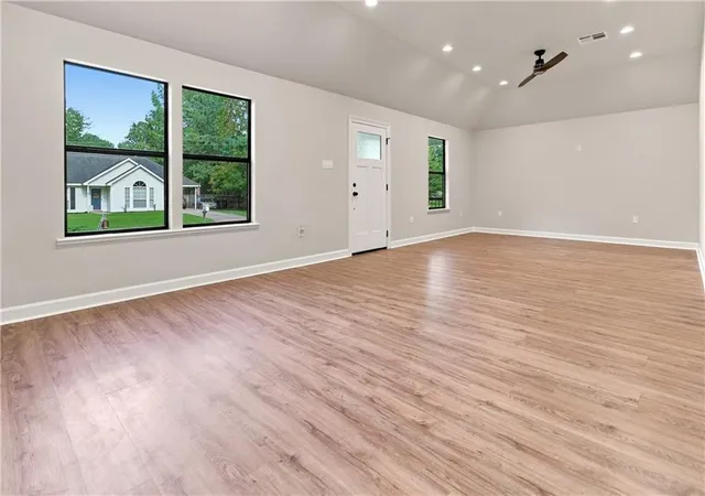 Photo 3 of Single family home for sale at 70367 D St, Covington, LA 70433 | MLS# 2567047 | Listing updated on 2026-09-22