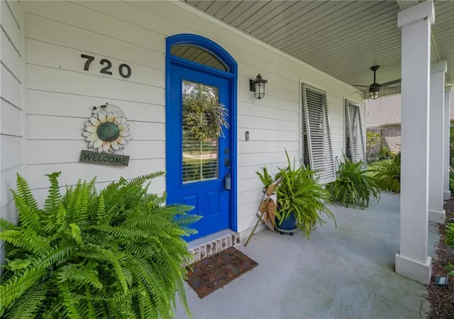 Photo 2 of Single family home for sale at 720 Perrilloux Tr, Madisonville, LA 70447 | MLS# 2567054 | Listing updated on 2026-09-17