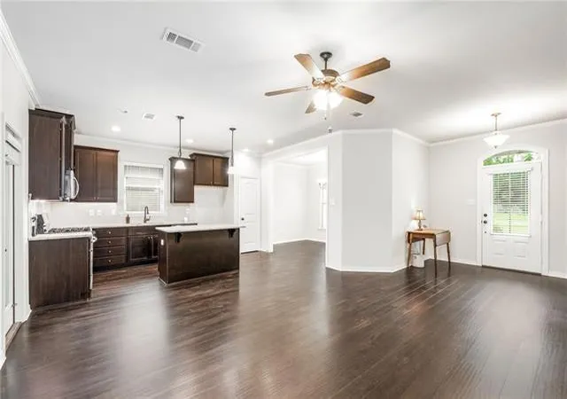Photo 4 of Single family home for sale at 720 Perrilloux Tr, Madisonville, LA 70447 | MLS# 2567054 | Listing updated on 2026-09-17