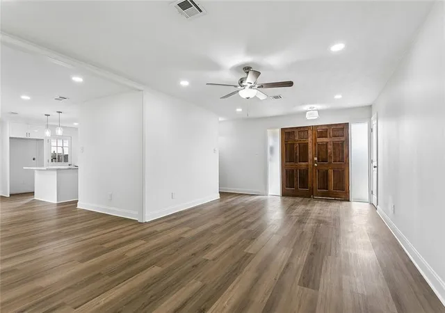 Photo 3 of Single family home for sale at 1700 Fairfax Ave, Metairie, LA 70003 | MLS# 2566917 | Listing updated on 2026-10-05