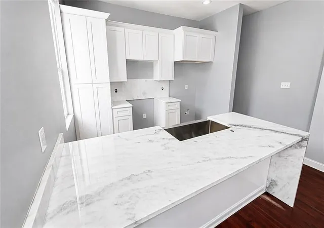 Photo 3 of Townhouse for sale at 2220 Broadway St, New Orleans, LA 70118 | MLS# 2562625 | Listing updated on 2026-09-29