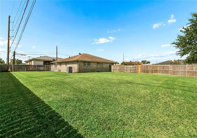 Photo 3 of Single family home for sale at 2401 Creely Dr, Chalmette, LA 70043 | MLS# 2567119 | Listing updated on 2026-10-02