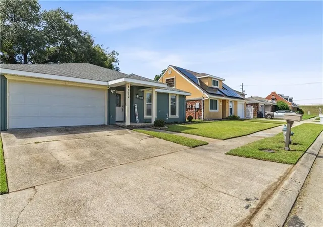 Photo 2 of Single family home for sale at 8010 Sandpiper Dr, New Orleans, LA 70128 | MLS# 2566576 | Listing updated on 2026-09-23