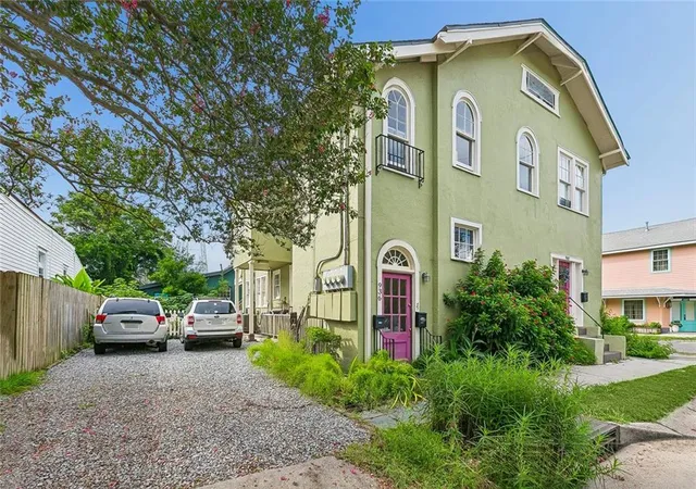 Condo for sale at 936 Joliet St #B, New Orleans, LA 70118 | MLS# 2567028