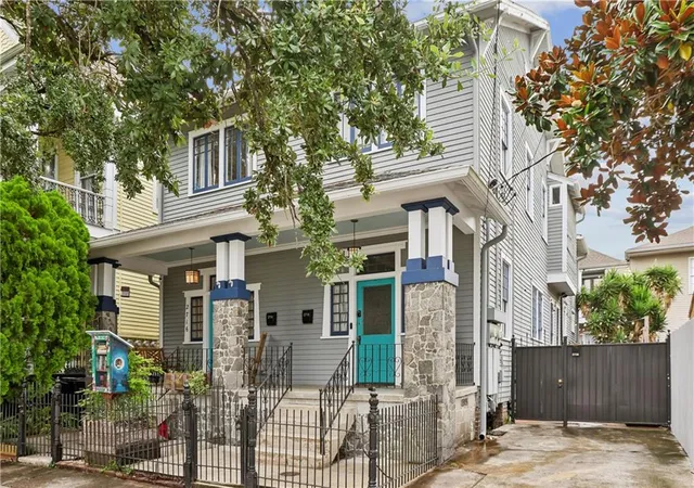 Photo 3 of Condo for sale at 2716 Magazine St #2716, New Orleans, LA 70130 | MLS# 2566621 | Listing updated on 2026-09-22
