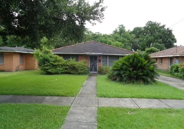 Photo 1 of Sale Pending at 2028 Ellen Park Pl, New Orleans, LA 70131 | MLS# 2567497 | Listing updated on 2026-09-02