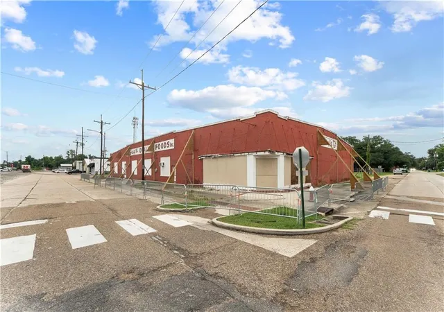 Land for sale at 300 N Cate St, Hammond, LA 70401 | MLS# 2567452