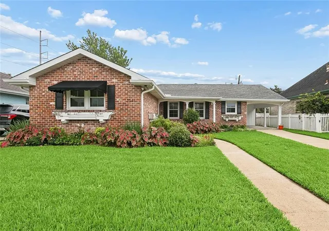 Photo 1 of Single family home for sale at 3541 Ridgeway Dr, Metairie, LA 70002 | MLS# 2566637 | Listing updated on 2026-09-13