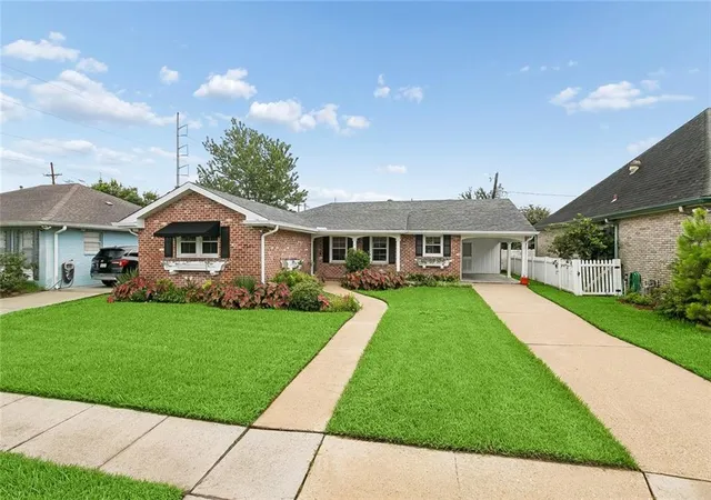 Photo 2 of Single family home for sale at 3541 Ridgeway Dr, Metairie, LA 70002 | MLS# 2566637 | Listing updated on 2026-09-13