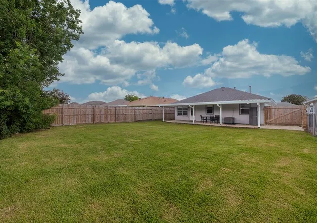 Photo 2 of Single family home for sale at 2712 Byp Teche Dr, Marrero, LA 70072 | MLS# 2567357 | Listing updated on 2026-08-31