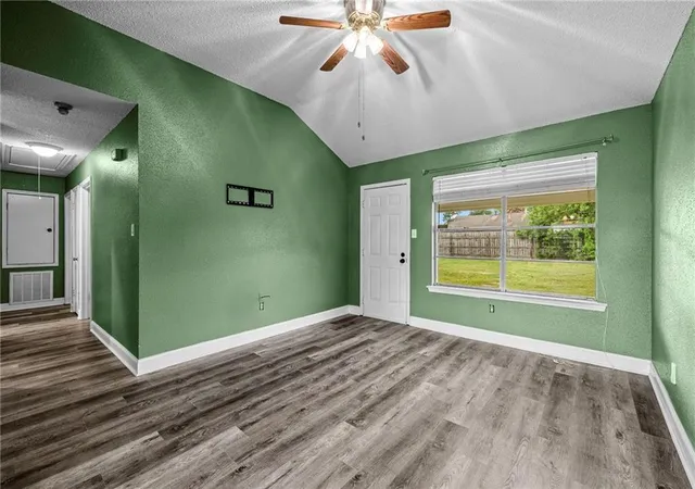 Photo 4 of Single family home for sale at 2712 Byp Teche Dr, Marrero, LA 70072 | MLS# 2567357 | Listing updated on 2026-08-31