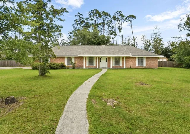 Photo 1 of Single family home for sale at 104 Belle Cherie Dr, Slidell, LA 70461 | MLS# 2567520 | Listing updated on 2026-09-05