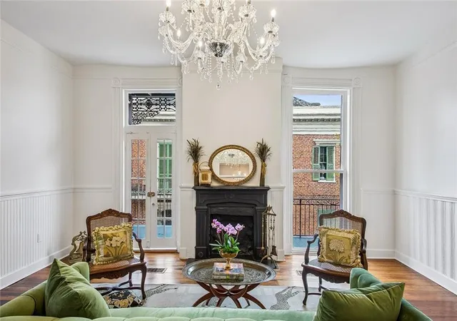 Listing Photo 5 - Condo for sale in building located at 1002 Esplanade Ave, New Orleans, LA 70116 - Unit #201