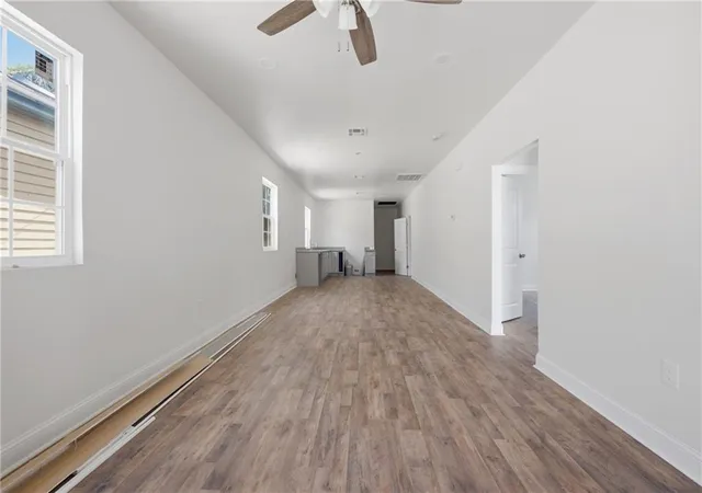Photo 3 of Single family home for sale at 3263 Blooming Dale Ct, New Orleans, LA 70125 | MLS# 2566650 | Listing updated on 2026-09-23