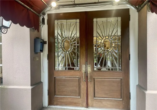 Photo 3 of Condo for sale at 3000 St Charles Ave #409, New Orleans, LA 70115 | MLS# 2567155 | Listing updated on 2026-09-11