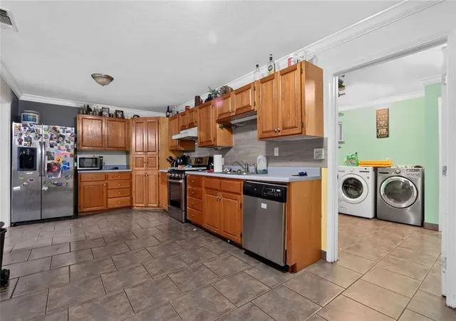 Photo 3 of Single family home for sale at 557 Clayton Dr, Norco, LA 70079 | MLS# 2567846 | Listing updated on 2026-09-11