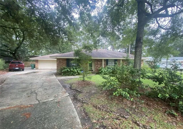 Photo 1 of Single family home for sale at 321 N Buckingham Dr, Slidell, LA 70461 | MLS# 2567847 | Listing updated on 2026-09-10