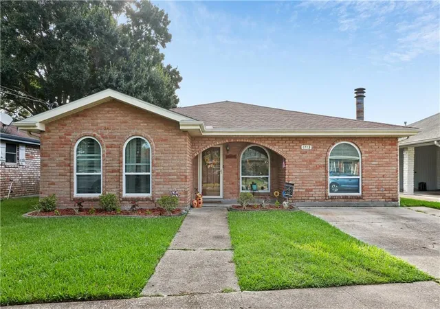Photo 1 of Single family home for sale at 1713 Richland Ave, Metairie, LA 70001 | MLS# 2567685 | Listing updated on 2026-09-30