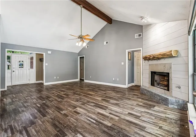 Photo 3 of Single family home for sale at 16 Cara Ct, Mandeville, LA 70471 | MLS# 2568182 | Listing updated on 2026-09-21