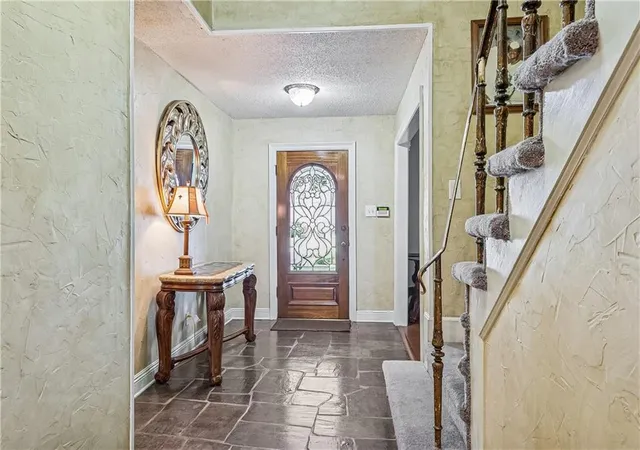 Photo 3 of Single family home for sale at 4500 Hessmer Ave, Metairie, LA 70002 | MLS# 2560077 | Listing updated on 2026-08-31