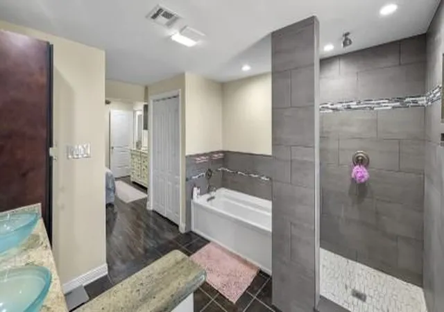 Photo 2 of Single family home for sale at 809 Cathy Ave, Metairie, LA 70003 | MLS# 2568332 | Listing updated on 2026-08-30
