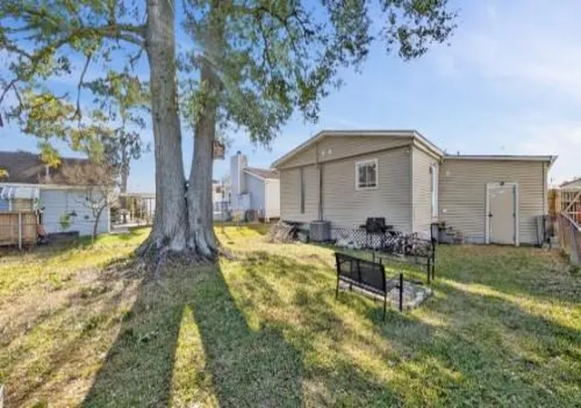 Photo 3 of Single family home for sale at 809 Cathy Ave, Metairie, LA 70003 | MLS# 2568332 | Listing updated on 2026-08-30