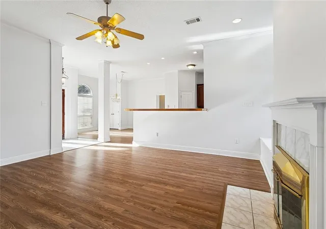 Photo 4 of Single family home for sale at 403 Ave Palais Royal, Covington, LA 70433 | MLS# 2568353 | Listing updated on 2026-09-16