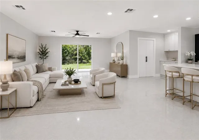 Photo 3 of Single family home for sale at 1958 Evergreen Ave, New Orleans, LA 70114 | MLS# 2568753 | Listing updated on 2026-09-22