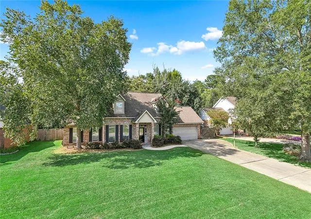 Photo 2 of Single family home for sale at 1317 Fairfield Dr, Mandeville, LA 70448 | MLS# 2558901 | Listing updated on 2026-09-13