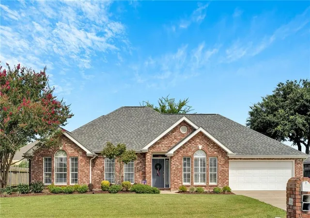 Photo 1 of Single family home for sale at 106 Dogwood Dr, Luling, LA 70070 | MLS# 2568786 | Listing updated on 2026-08-31