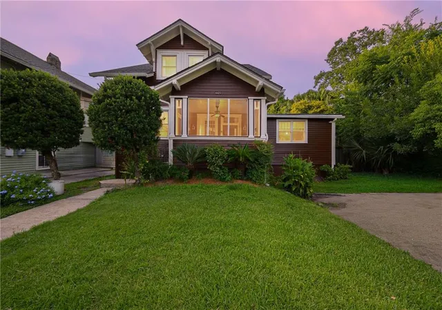 Photo 1 of Single family home for sale at 4423 S Prieur St, New Orleans, LA 70125 | MLS# 2568605 | Listing updated on 2026-09-18