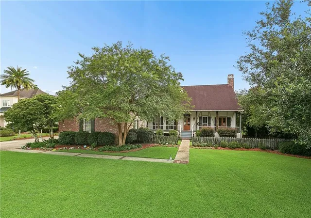 Photo 1 of Single family home for sale at 196 Forest Oaks Dr, New Orleans, LA 70131 | MLS# 2568737 | Listing updated on 2026-09-22