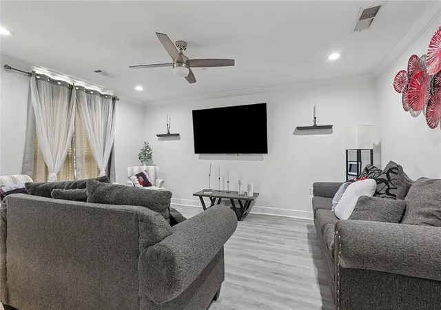 Photo 3 of Single family home for sale at 3652 E Loyola Dr, Kenner, LA 70065 | MLS# 2569014 | Listing updated on 2026-09-19