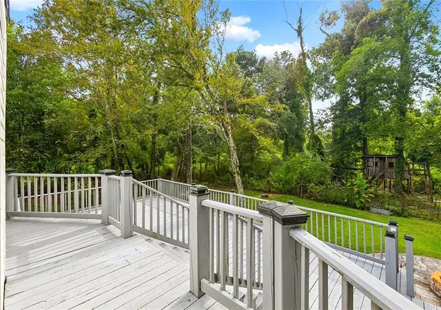 Photo 3 of Single family home for sale at 218 Scotchpine Dr, Mandeville, LA 70471 | MLS# 2568774 | Listing updated on 2026-09-23