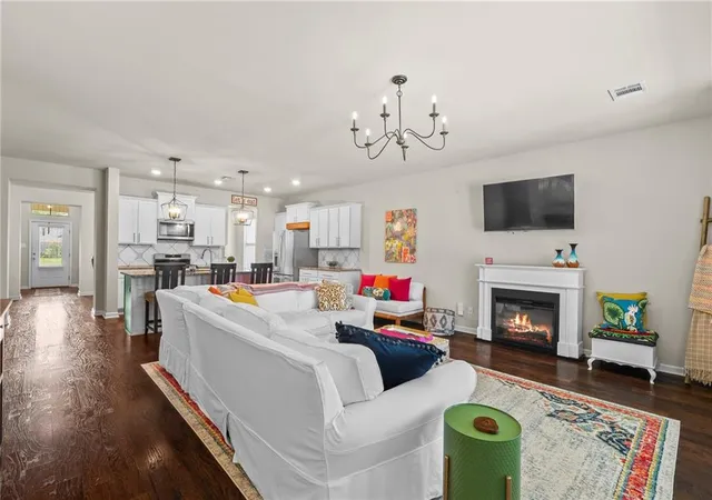 Photo 2 of Single family home for sale at 16819 Highland Hts Dr, Covington, LA 70435 | MLS# 2560133 | Listing updated on 2026-09-17