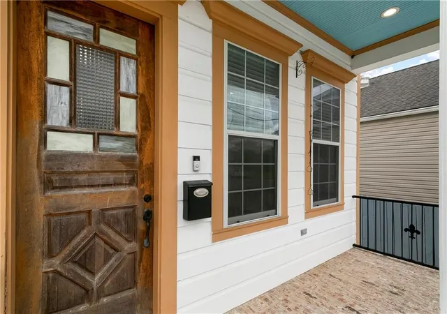 Photo 2 of Single family home for sale at 648 S Gayoso St, New Orleans, LA 70119 | MLS# 2569086 | Listing updated on 2026-09-26