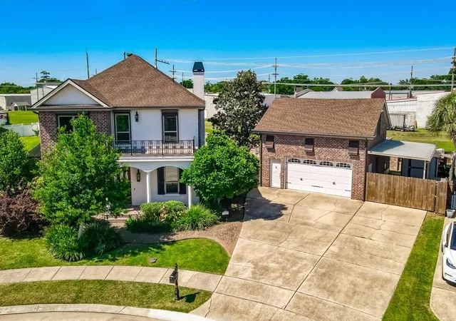 Photo 2 of Single family home for sale at 604 Ferriday Ct, Harahan, LA 70123 | MLS# 2568819 | Listing updated on 2026-09-14