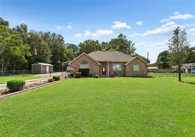 Single family home for sale at 47165 Milton Rd, Tickfaw, LA 70466 | MLS# 2569522