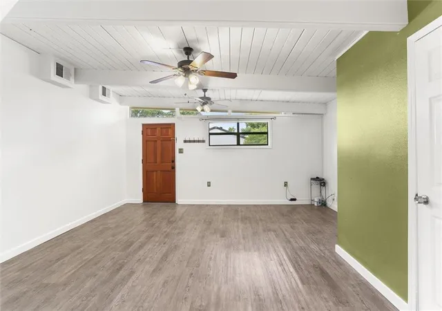 Photo 4 of Single family home for sale at 1233 Manson Dr, Marrero, LA 70072 | MLS# 2569275 | Listing updated on 2026-09-21