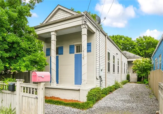 Photo 2 of Single family home for sale at 1429 Joliet St, New Orleans, LA 70118 | MLS# 2569334 | Listing updated on 2026-09-27