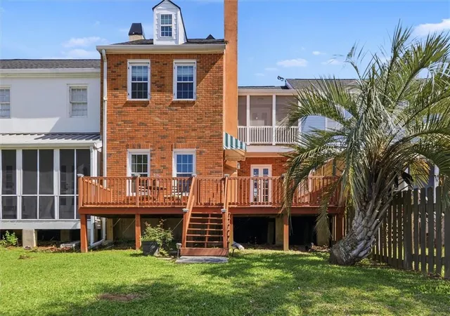 Photo 3 of Townhouse for sale at 31 Rue Du Sud, Madisonville, LA 70447 | MLS# 2569658 | Listing updated on 2026-09-17