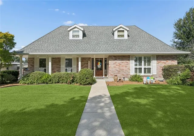 Photo 1 of Sale Pending at 4708 Henican Pl, Metairie, LA 70003 | MLS# 2569744 | Listing updated on 2026-10-06