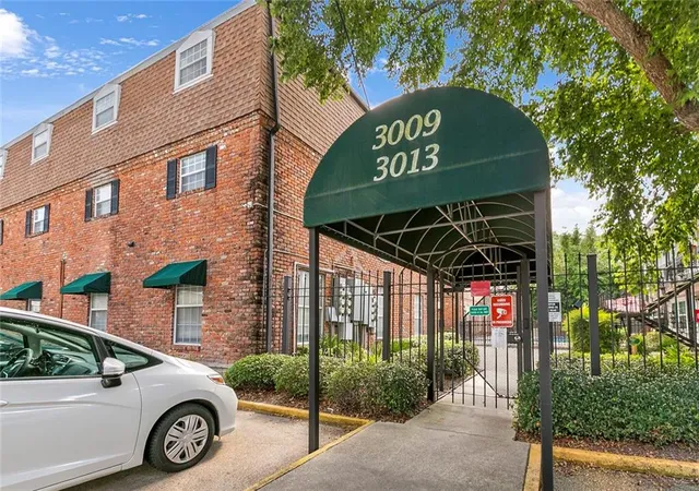 Condo for sale at 3013 Ridgelake Dr #208, Metairie, LA 70002 | MLS# 2568397