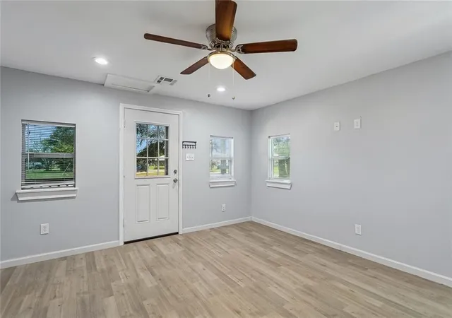 Photo 3 of Sale Pending at 21432 Sibley Rd, Ponchatoula, LA 70454 | MLS# 2569639 | Listing updated on 2026-09-29