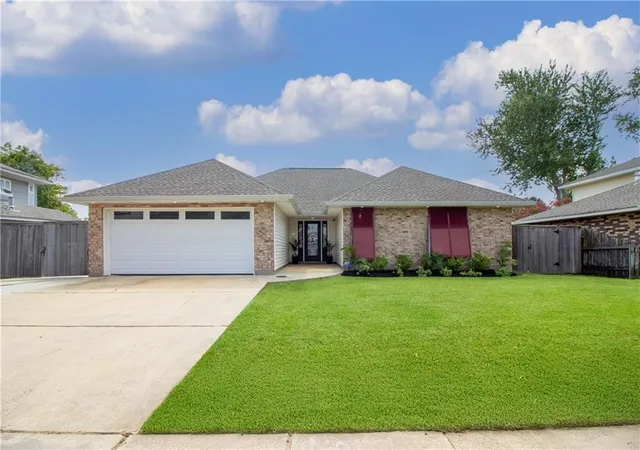 Photo 1 of Single family home for sale at 2160 Champions Dr, La Place, LA 70068 | MLS# 2567661 | Listing updated on 2026-09-17
