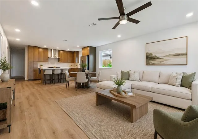 Photo 4 of Sale Pending at 721 N Lester Ave, Metairie, LA 70003 | MLS# 2569780 | Listing updated on 2026-10-06