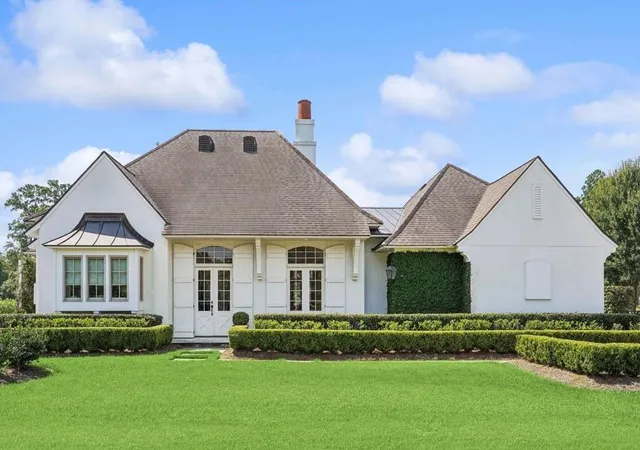 Photo 1 of Sale Pending at 26 Wax Myrtle Ln, Covington, LA 70433 | MLS# 2569860 | Listing updated on 2026-09-14